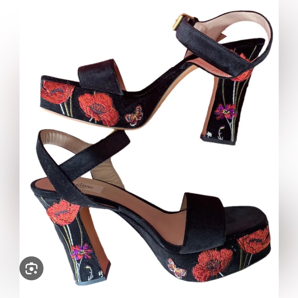 Valentino Velvet Black & Red Platform Open Toes Heels Size 37 - Picture 2 of 14